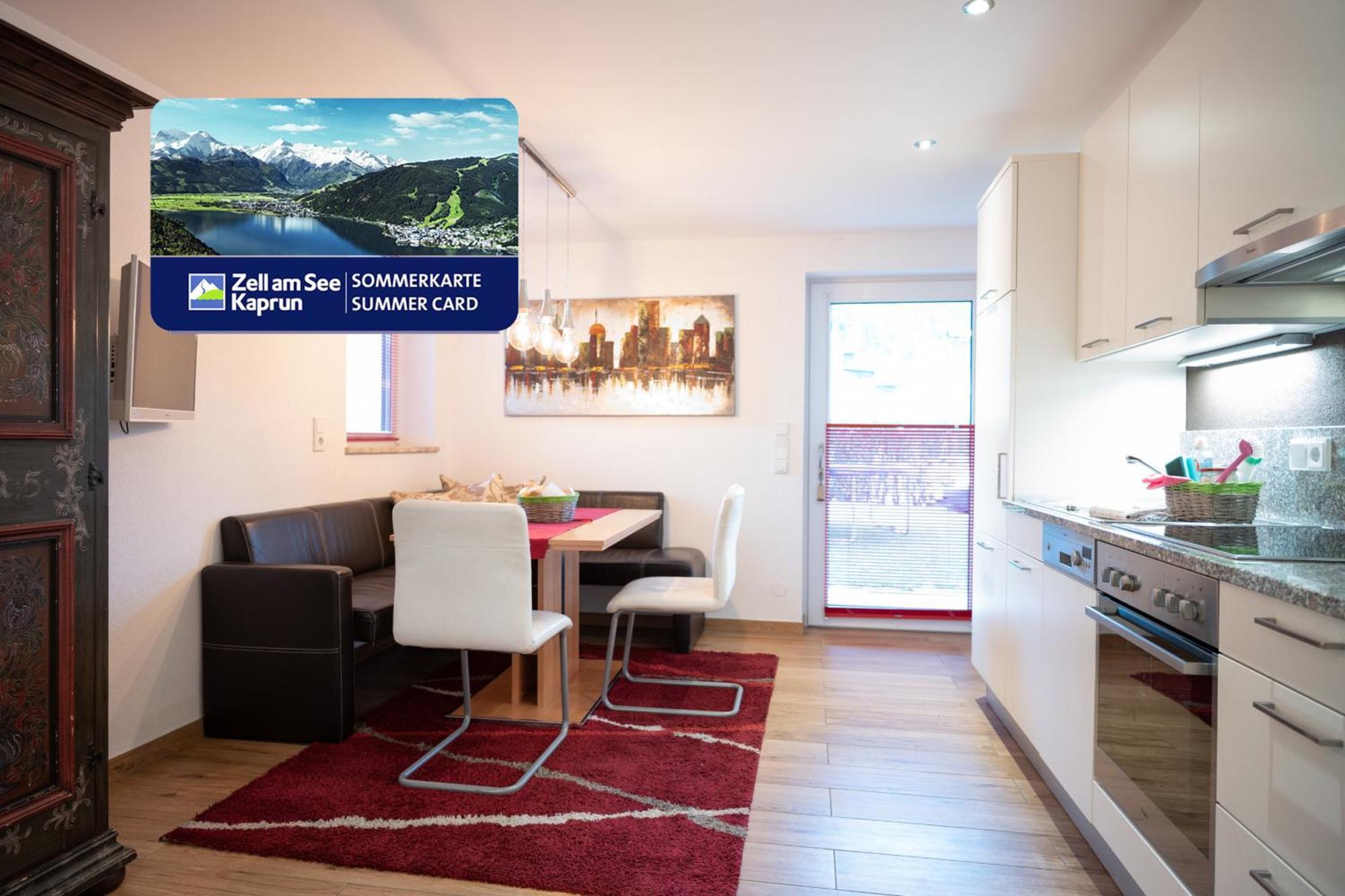 Ferienwohnung Haus Katharina Kaprun Exterior foto