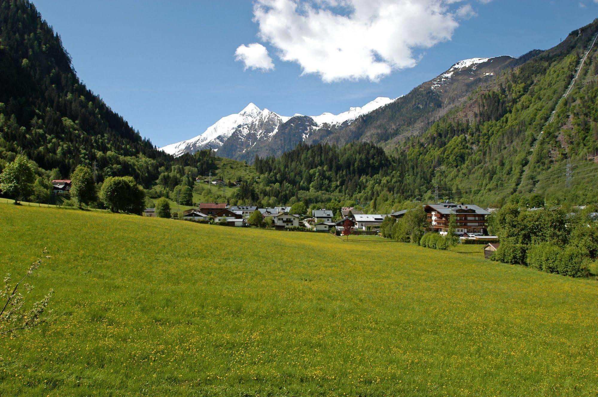 Ferienwohnung Haus Katharina Kaprun Exterior foto